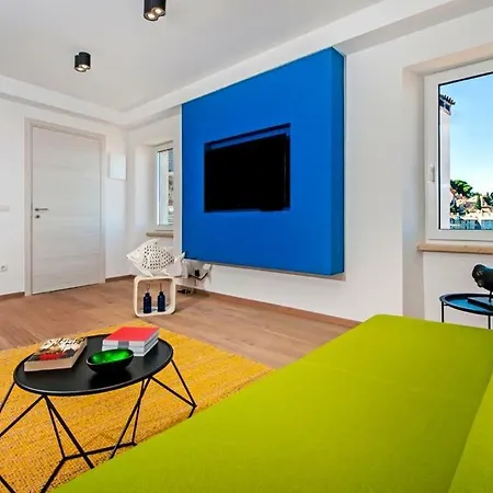 Casa Ferri Ρόβινι